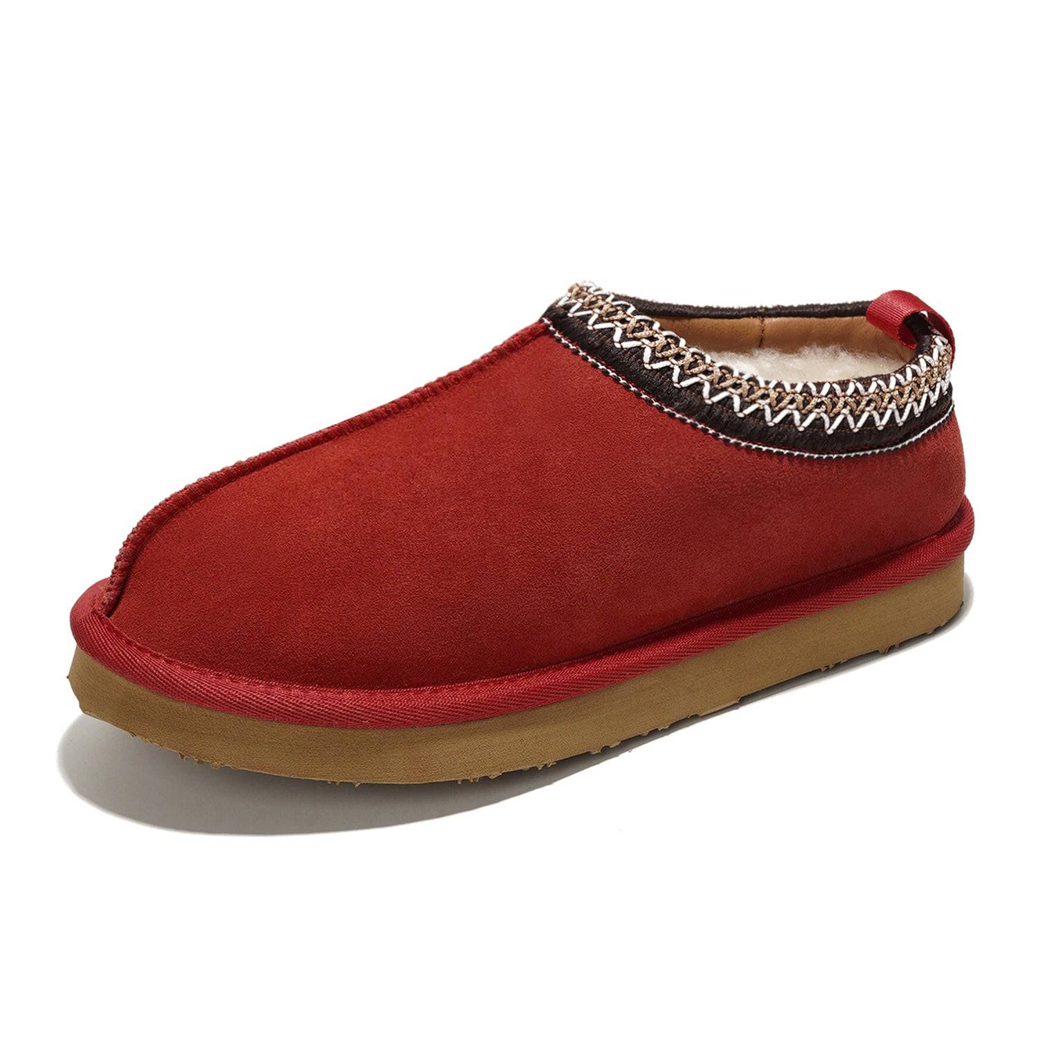 Project Cloud Nerita women's slipper in red. Featuring genuine sheepskin and shearling fur, memory foam for comfort.