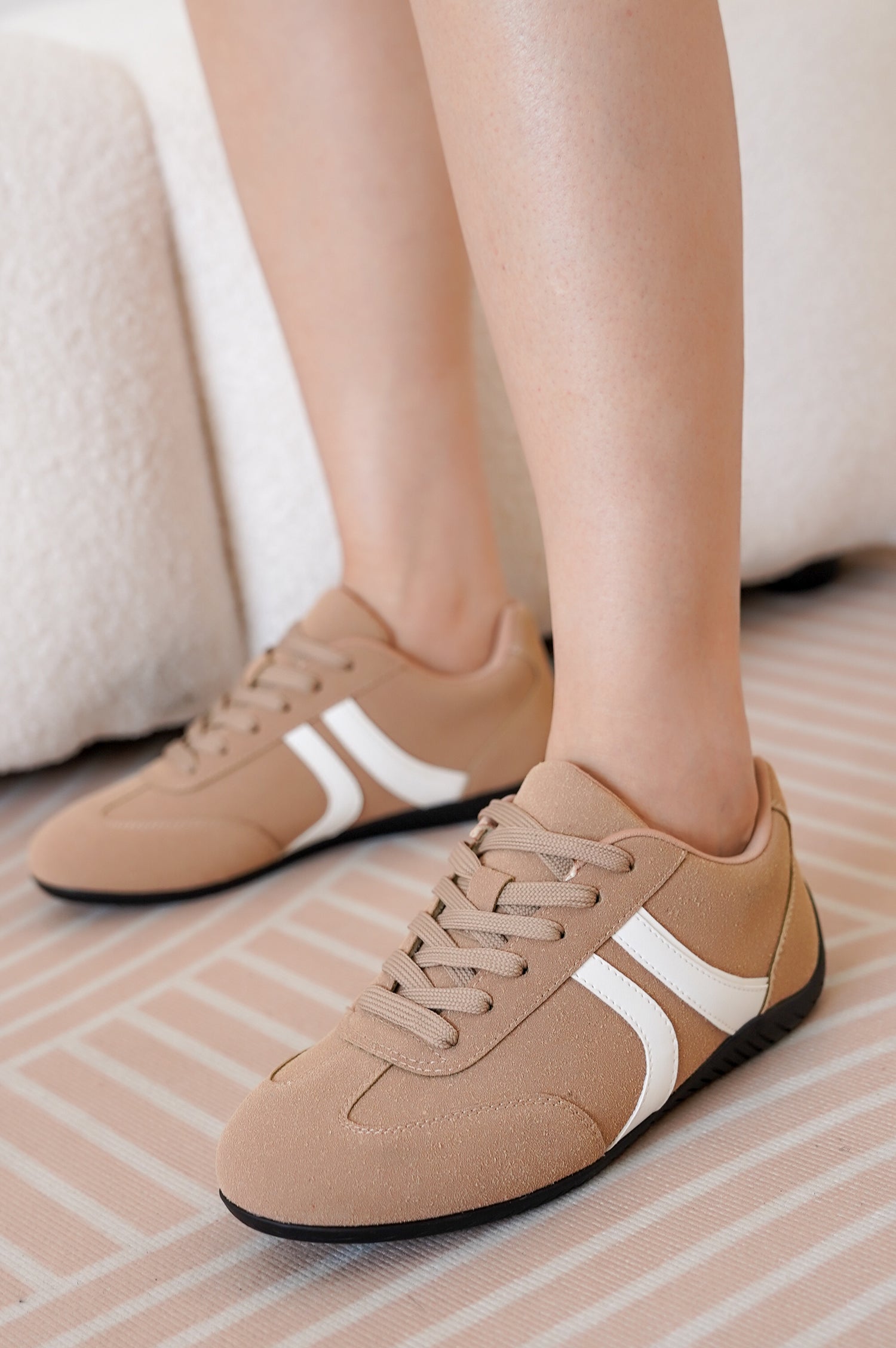 Project Cloud 'Goal' Sneakers for Women, beige suede with white stripes, comfortable and stylish