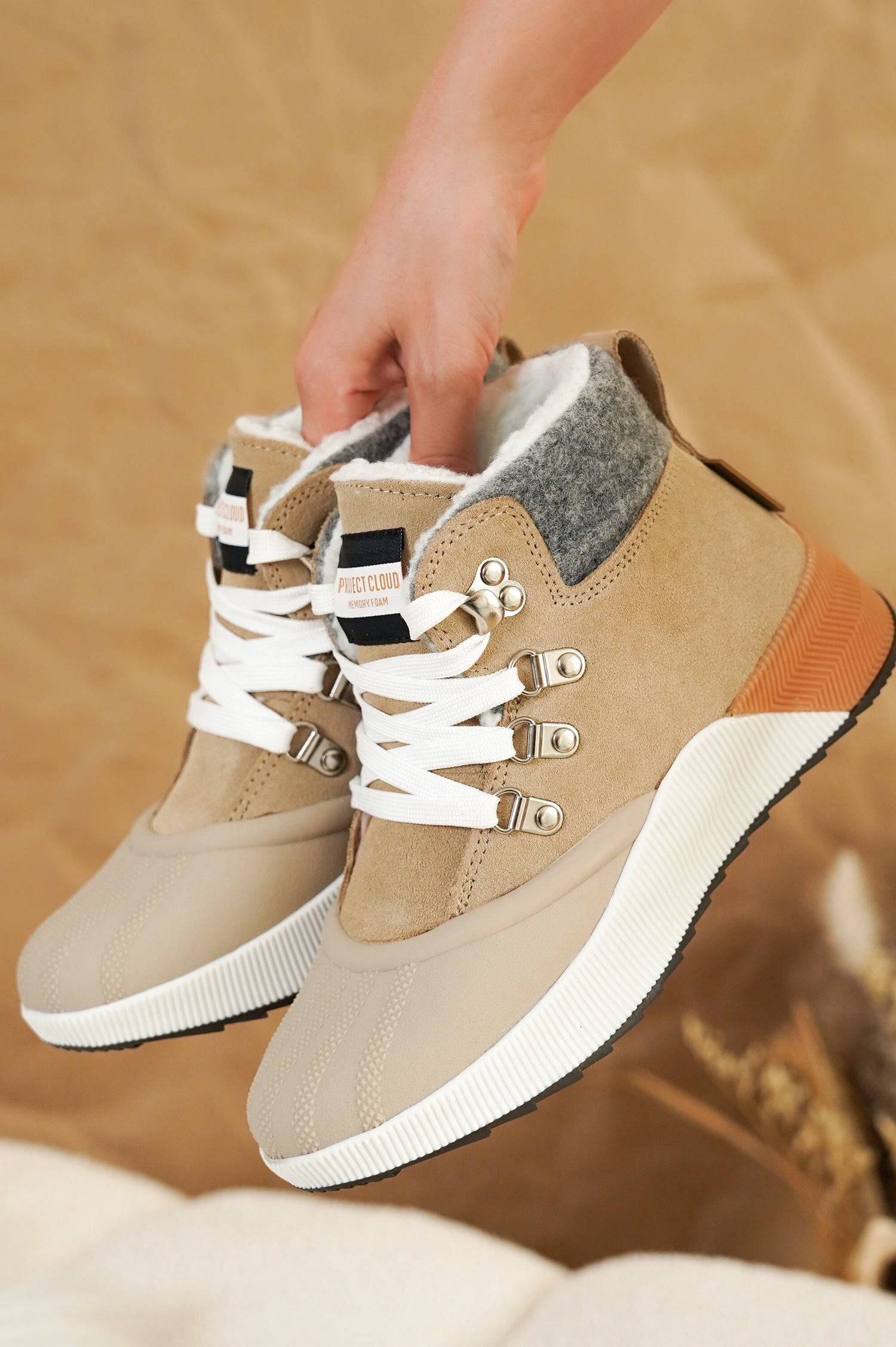 Project Cloud Terina Boots in beige suede, waterproof and insulated with white laces and memory foam comfort, held by hand