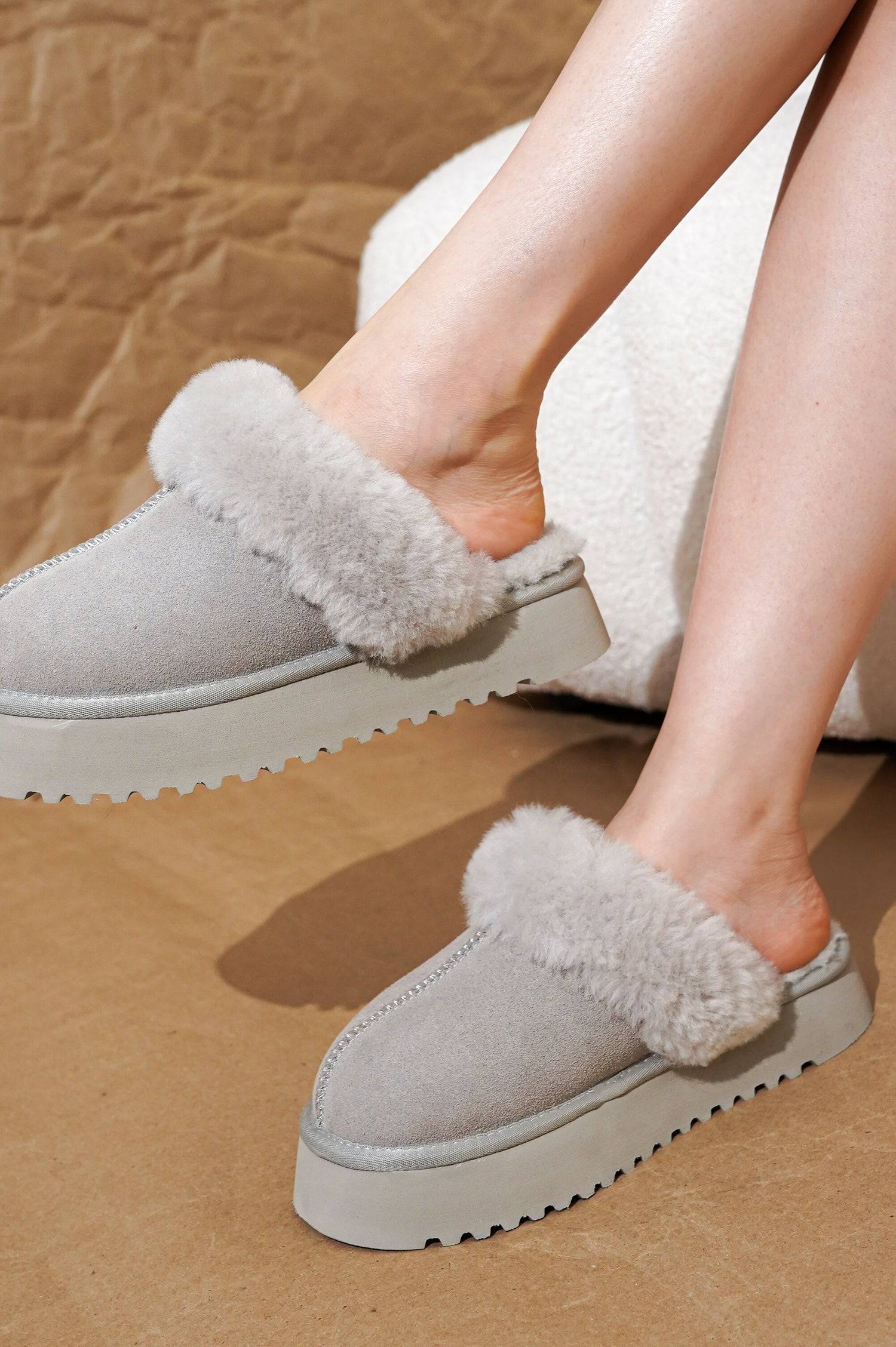 Grey suede Viki platform slippers for women with faux fur trim, memory foam, and non-slip sole, showcasing comfort and style.