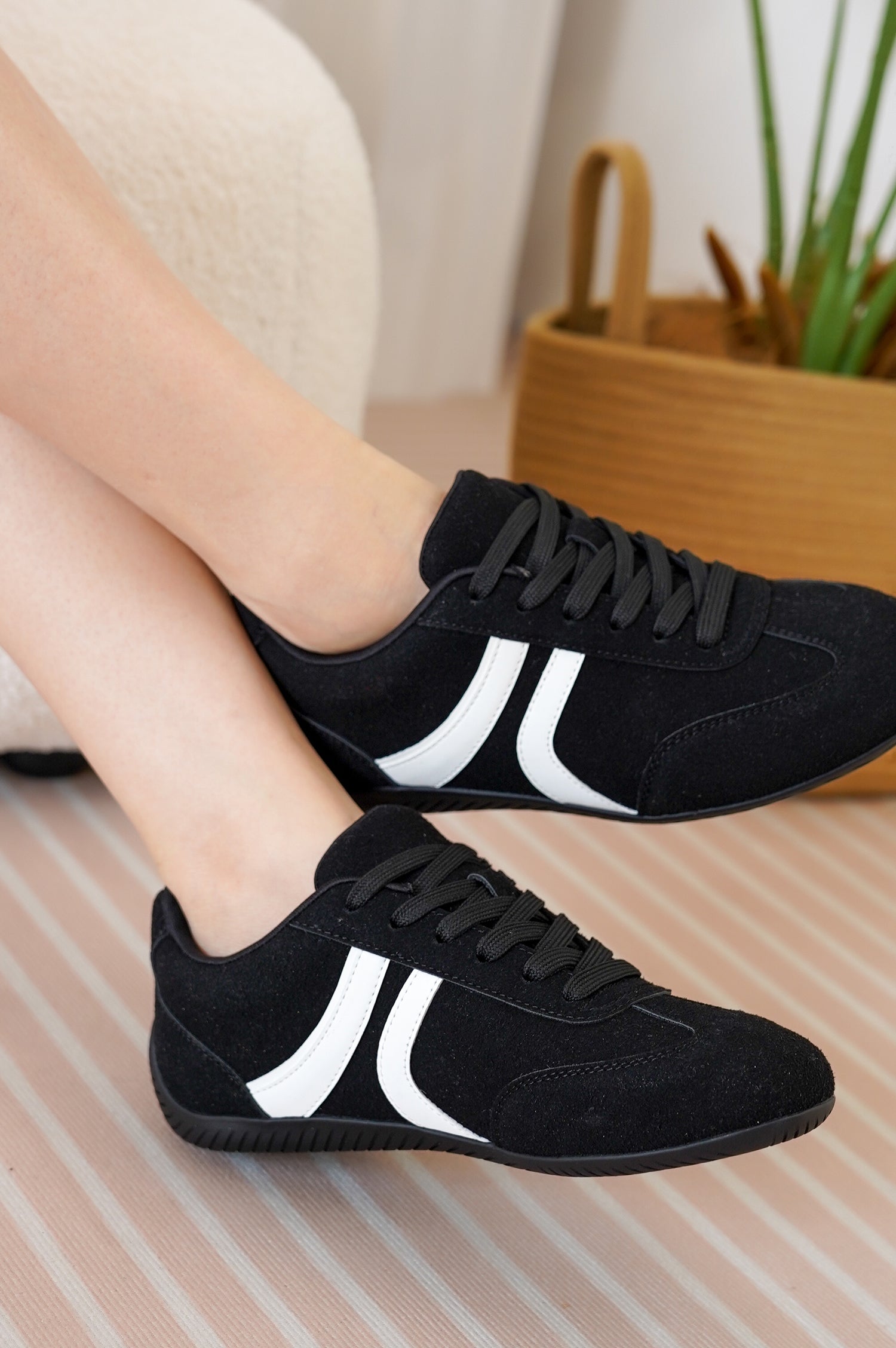 Project Cloud 'Goal' Sneakers for Women - Black suede sneakers with white accents, featuring memory foam and non-slip sole.
