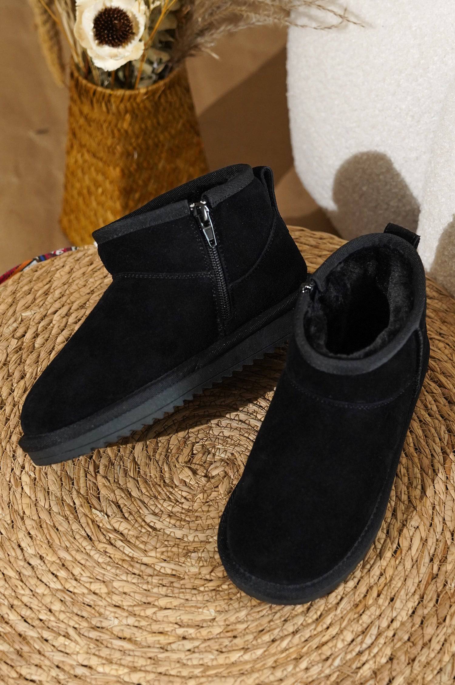 Project Cloud Julia Black Suede Boots: Winter boots with faux fur lining, side zip, and genuine suede.