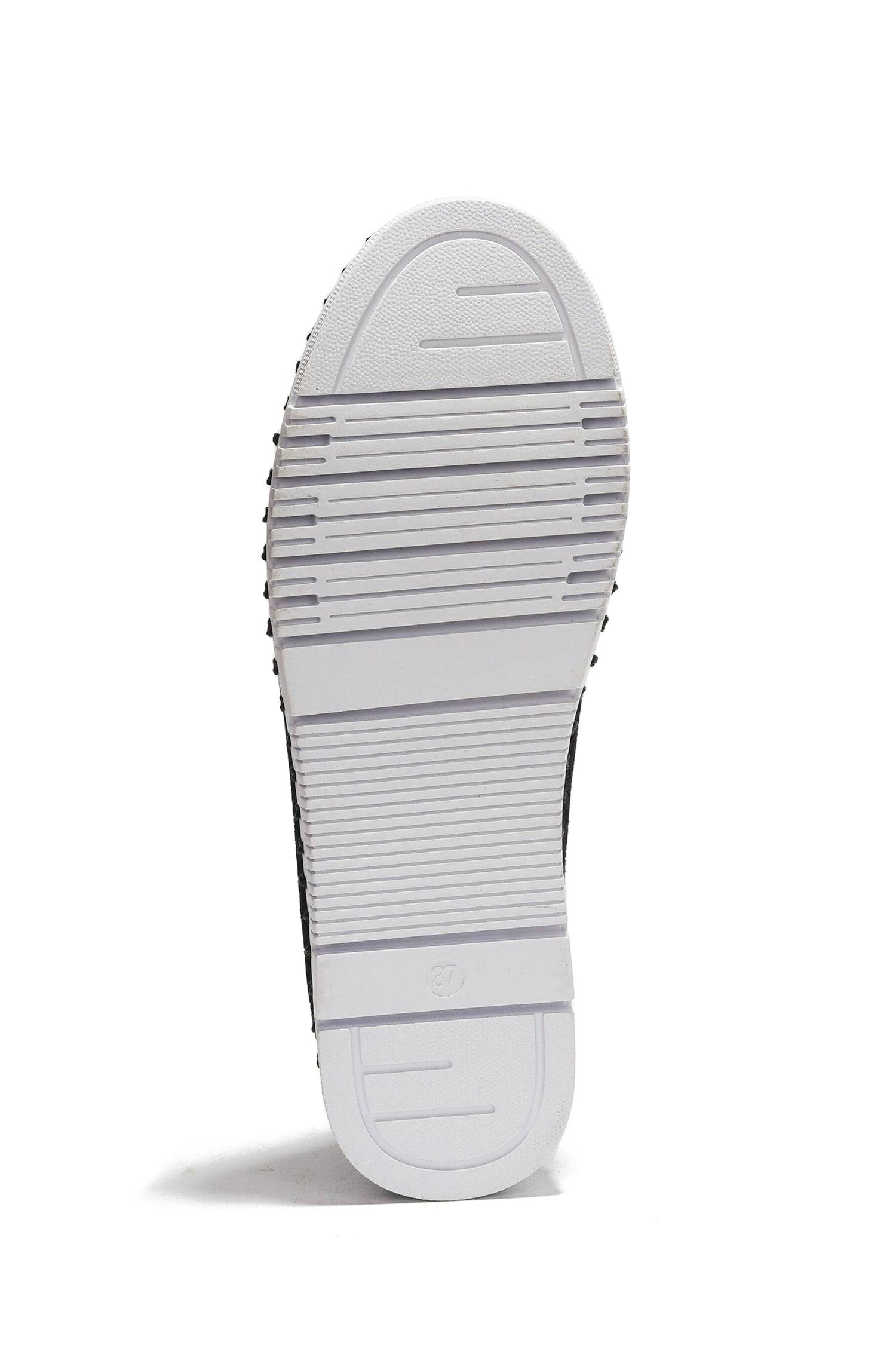 Rose slip-on sneaker sole: white, ribbed, flexible design with number 37 for comfortable support.